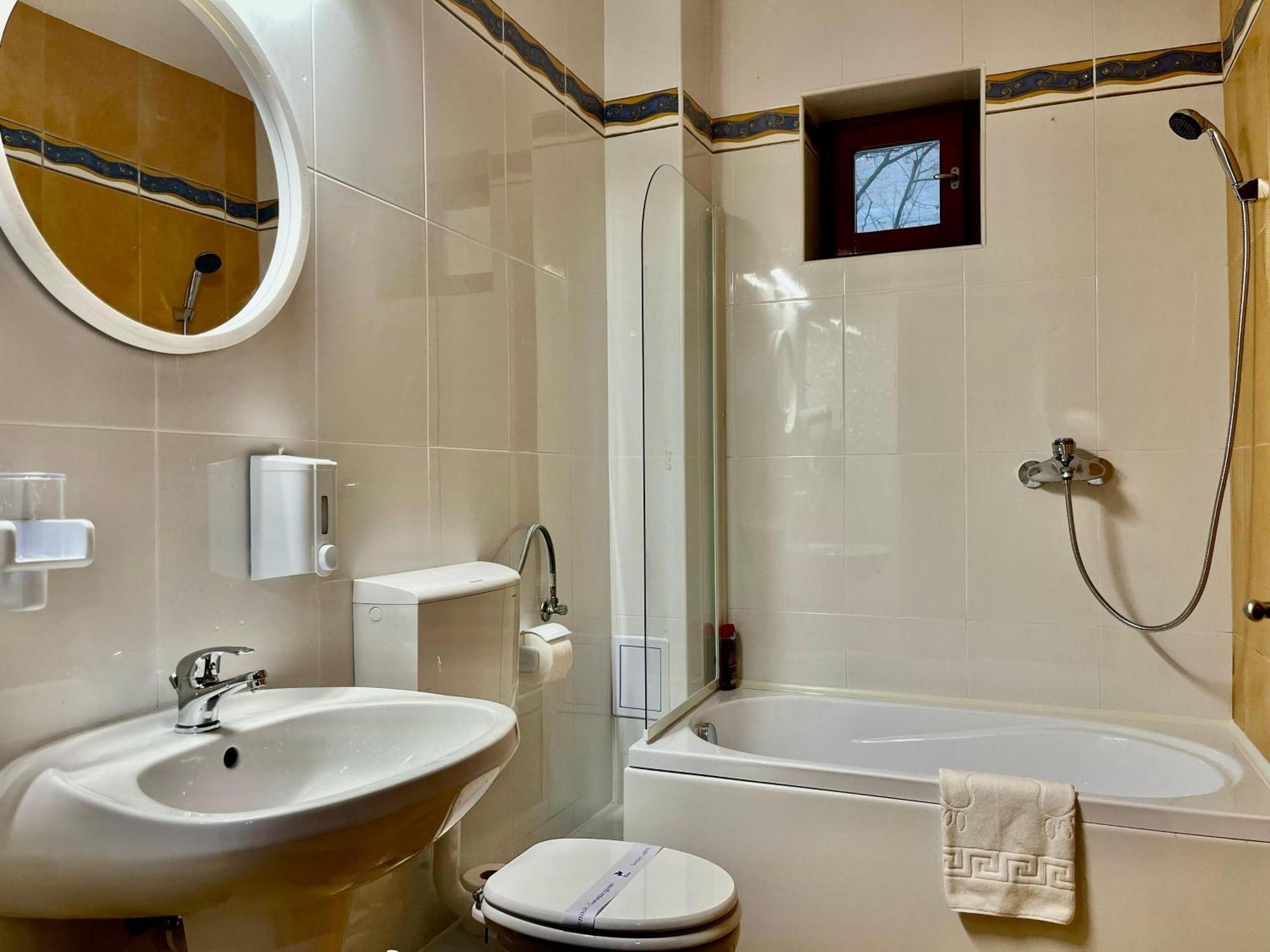 Cozy Hideout - Condo Hotel Timisoara Exterior foto