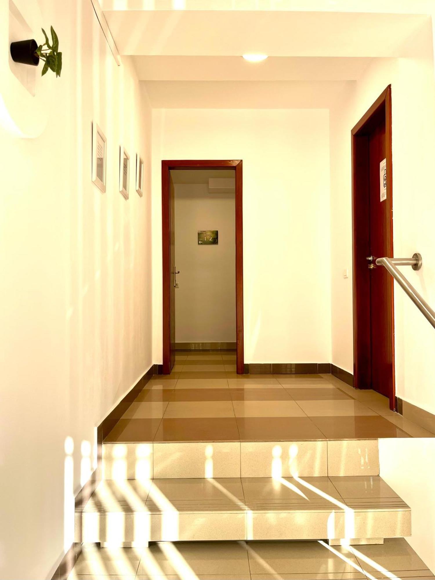Cozy Hideout - Condo Hotel Timisoara Exterior foto