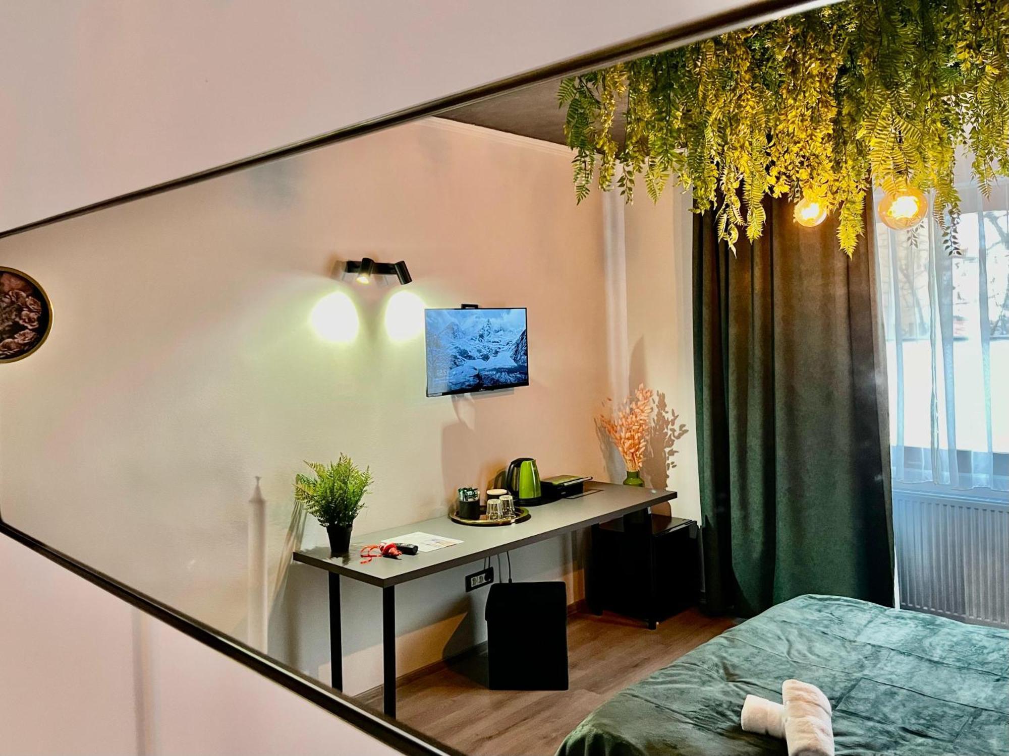 Cozy Hideout - Condo Hotel Timisoara Exterior foto