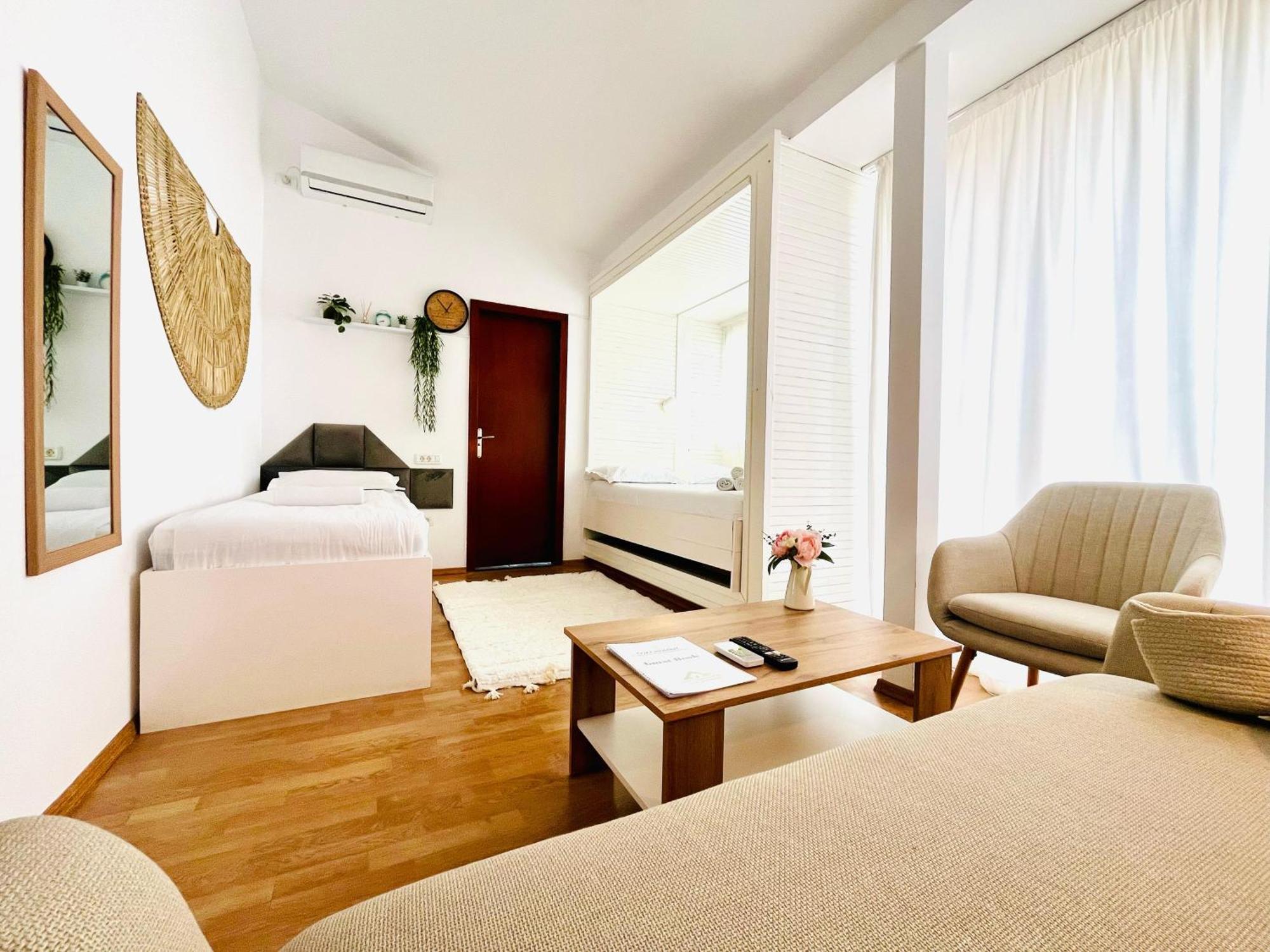 Cozy Hideout - Condo Hotel Timisoara Exterior foto